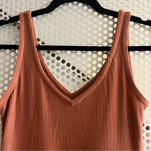 Chaser ribbed Double Vee Neck Midi Tank Dress Size Small terracotta NWOT - Picture 4 of 11